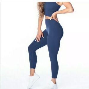 Balance Athletica Leggings Size Medium